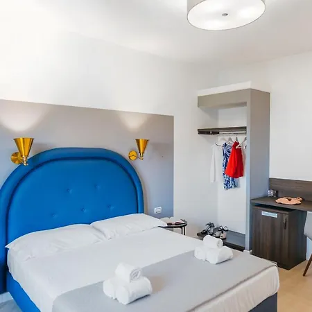Bed & Breakfast Tiberio Luxury Suites