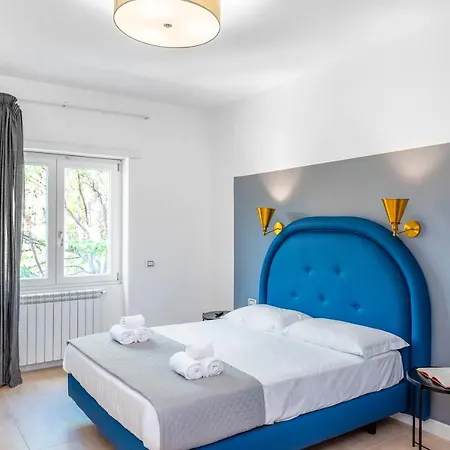 Tiberio Luxury Suites *